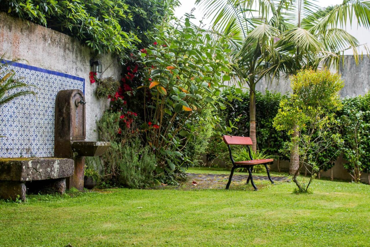 Casa Da Igreja Velha Furnas (Azores)